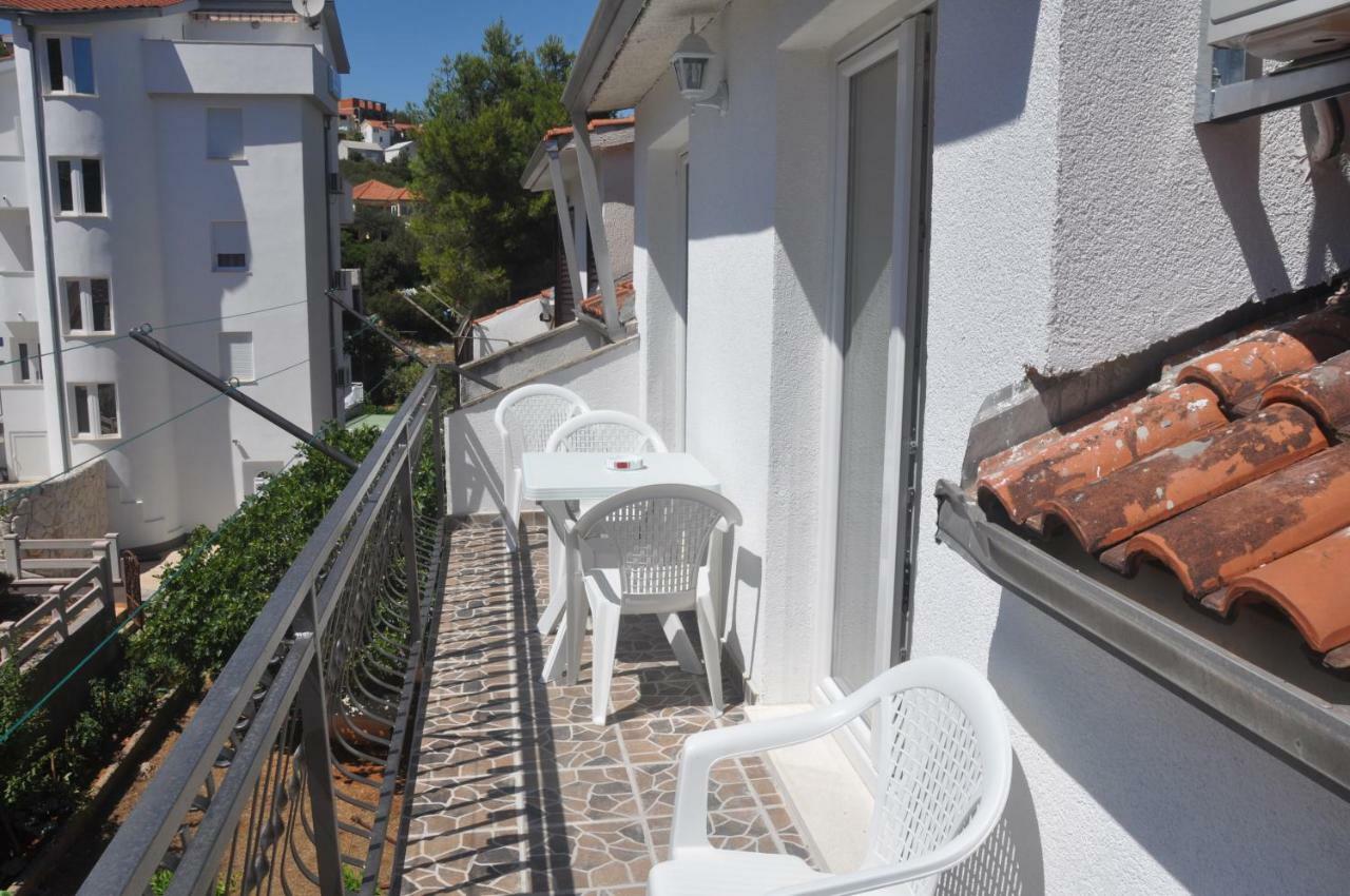 Anna Apartment Marina Exterior foto